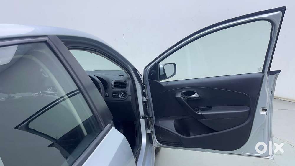 Volkswagen Polo Petrol Trendline 1.2l, 2014, Petrol