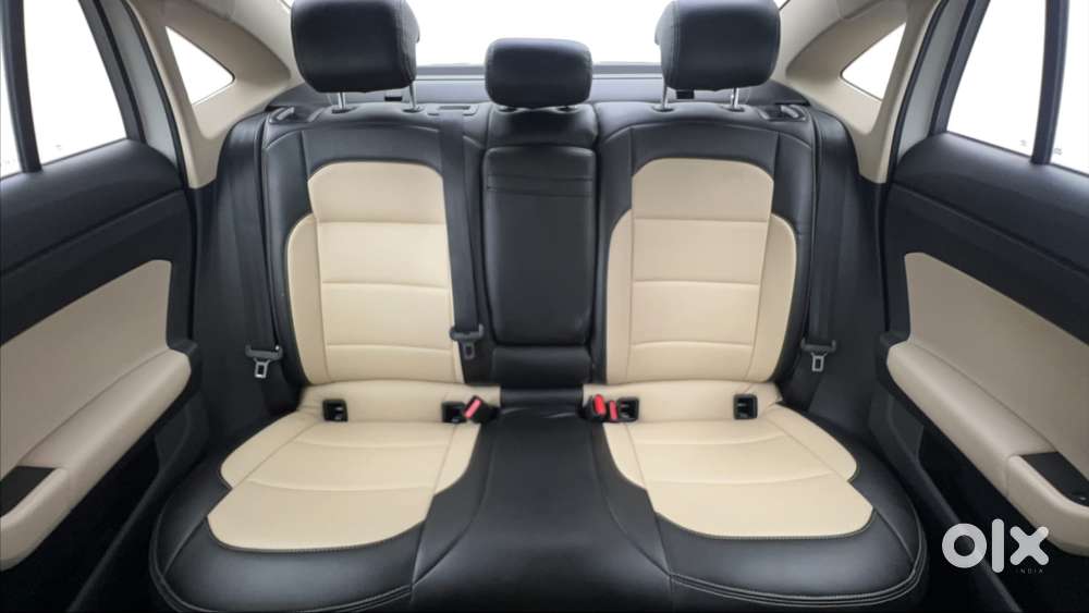 Volkswagen Virtus Highline Plus 1.0 Tsi At, 2022, Petrol