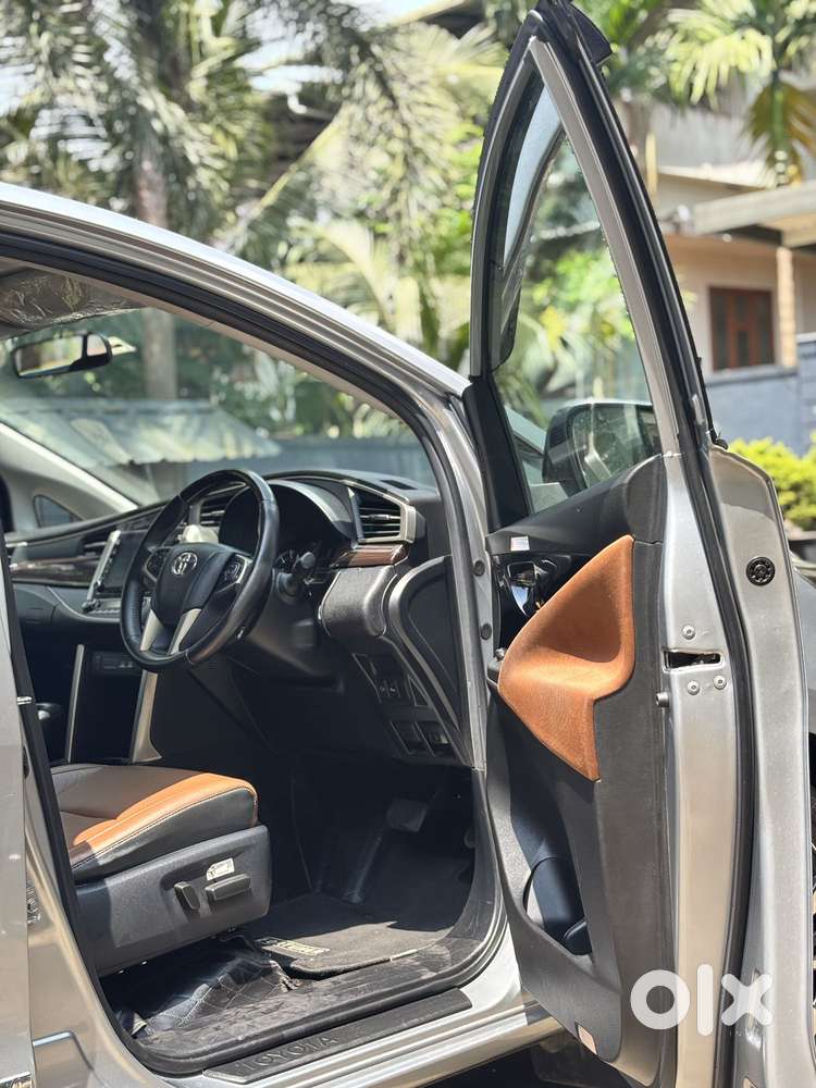 Toyota Innova Crysta Zx 2.4 Diesel 7 Seater, 2022, Diesel