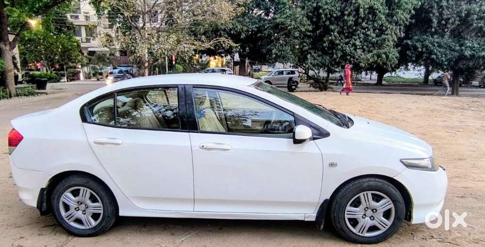 Honda City, 2011, Petrol