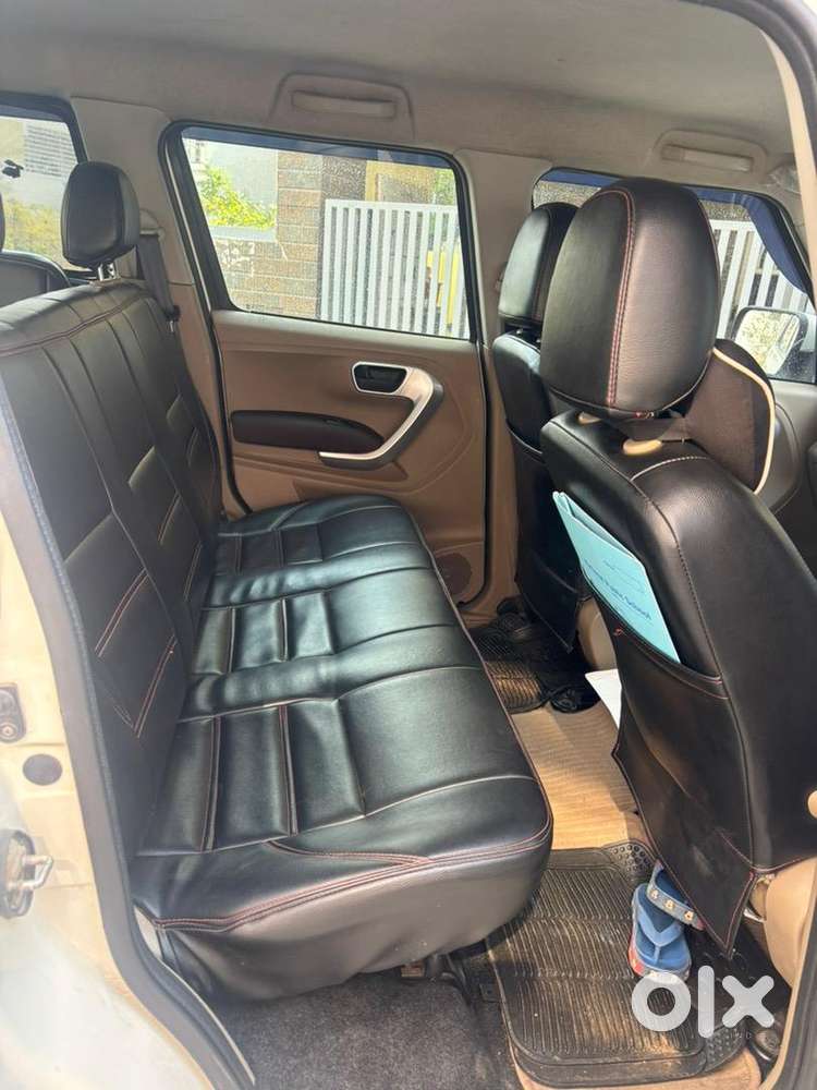 Mahindra Tuv 300 2016 Diesel Well Maintained