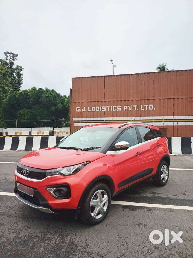 Tata Nexon 1.2 Revotron Xm (s), 2020, Petrol