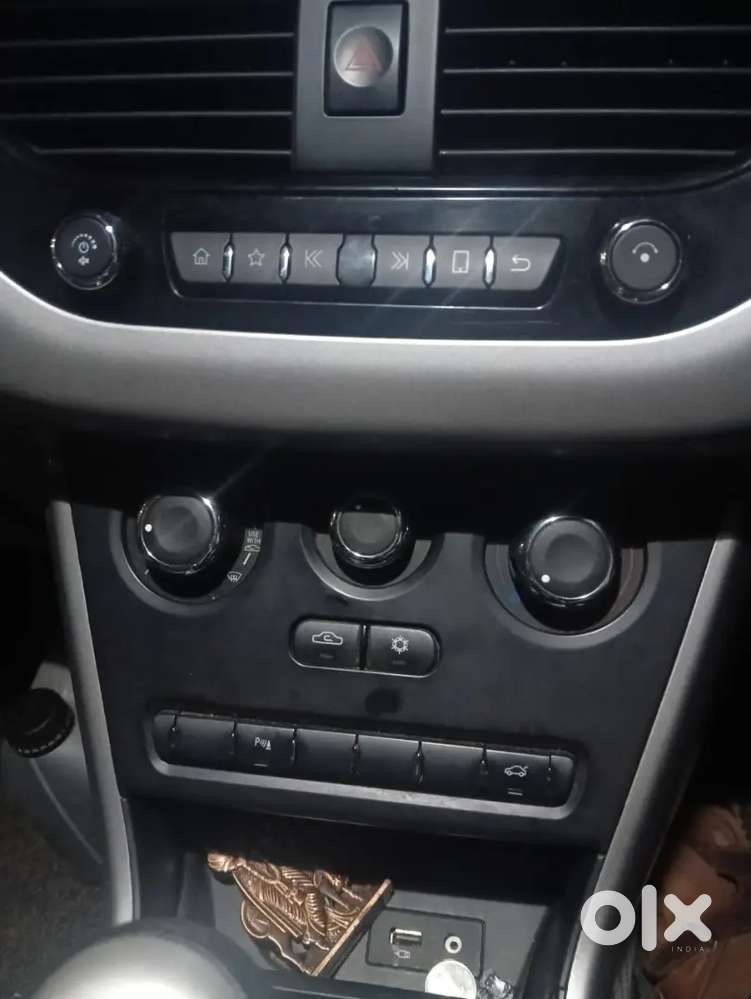 Tata Nexon 2018 Petrol Manual