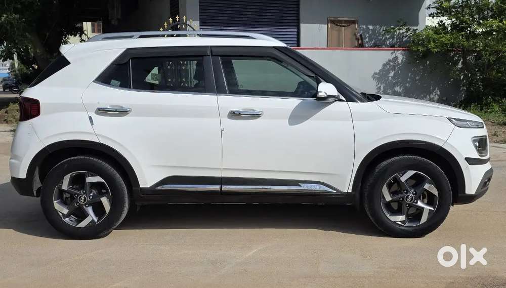 Hyundai Venue Diesel 2021