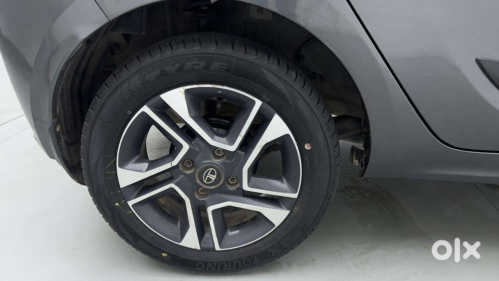 Tata Tiago Xza Plus, 2022, Petrol