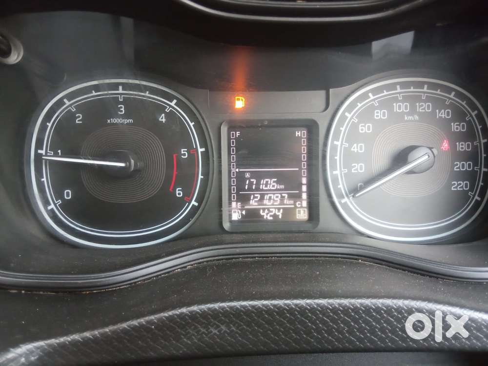Maruti Suzuki Brezza Vdi, 2018, Diesel