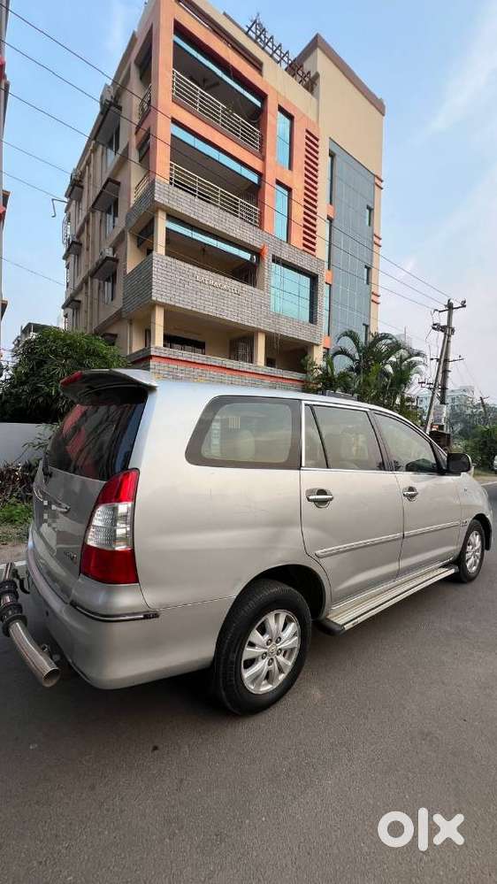 Toyota Innova 2.5 V 7 Str, 2010, Diesel