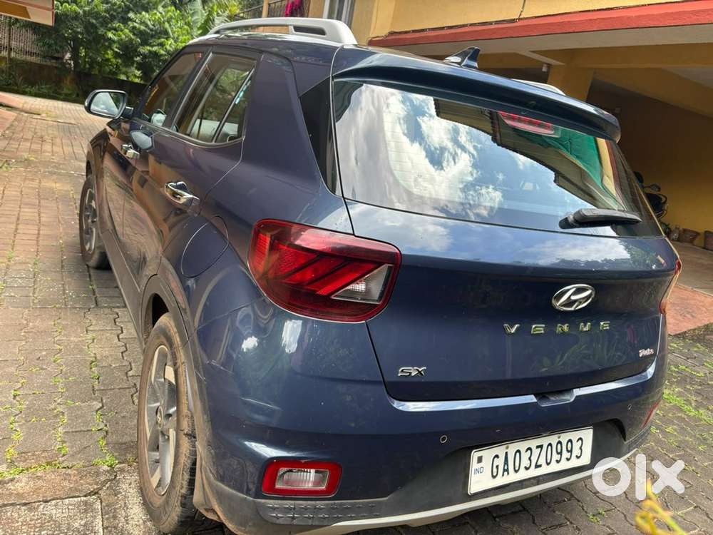 Hyundai Venue Petrol 2019