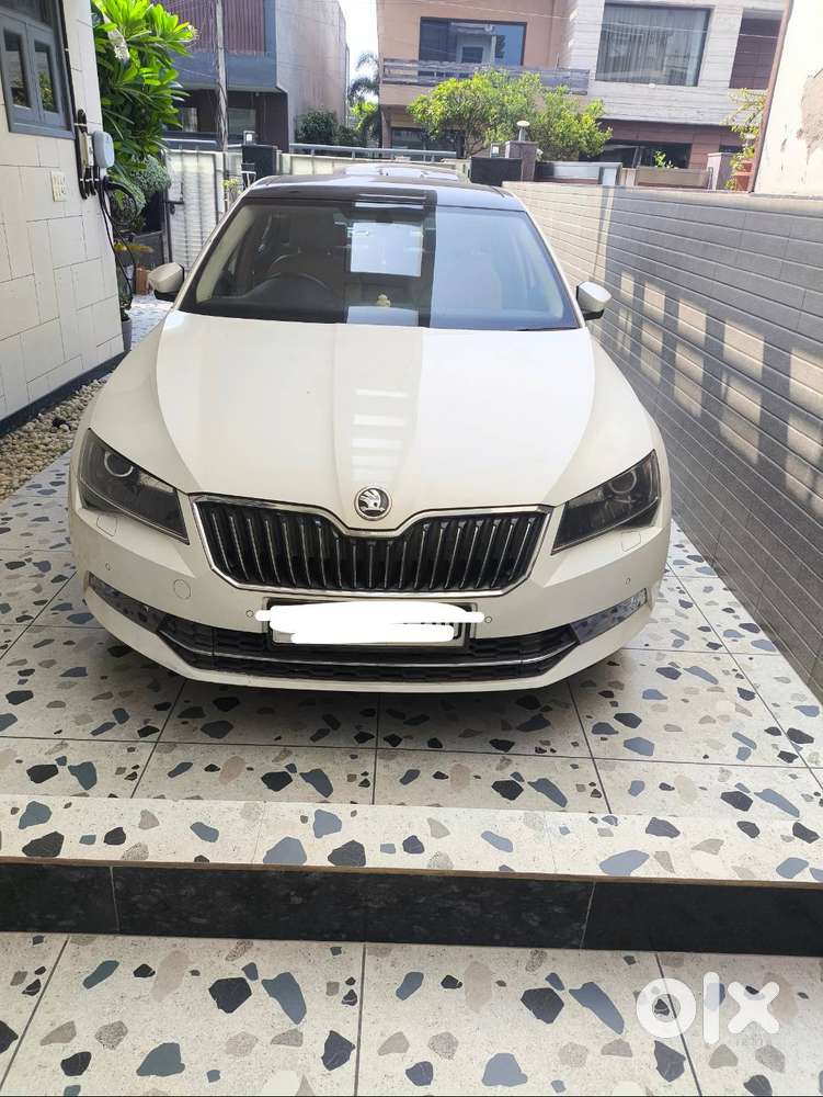 Skoda Superb L&k Tsi At