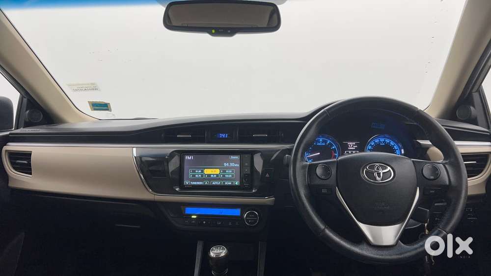Toyota Corolla Altis 1.8 G, 2015, Petrol