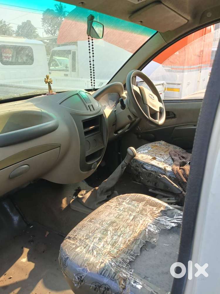 Mahindra Genio Dc Bs3 2012