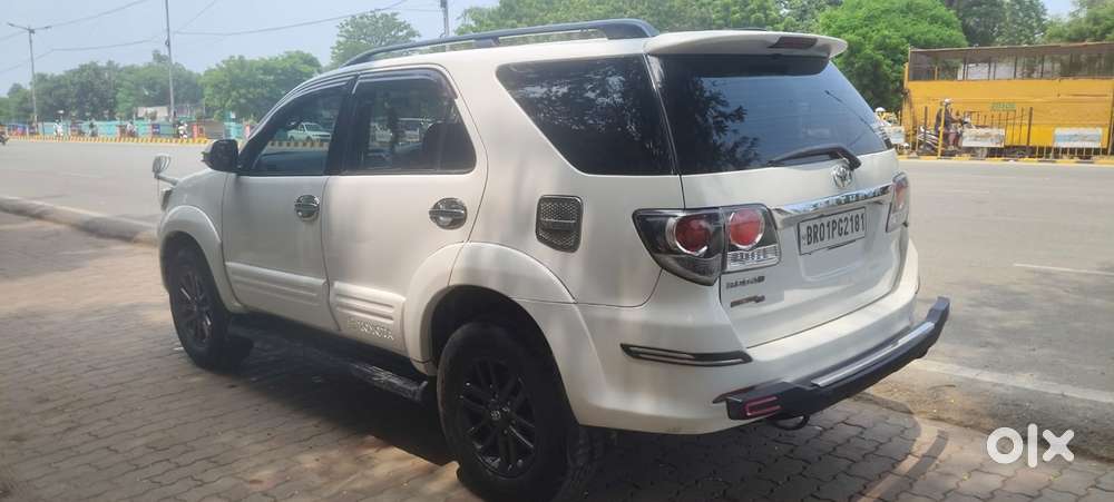 Toyota Fortuner 3.0 4x4 Manual, 2015, Diesel