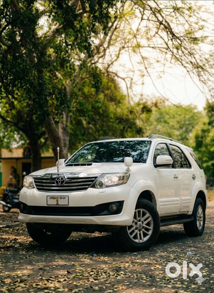 Toyota Fortuner 4x2 At 2.8 Diesel, 2013, Diesel