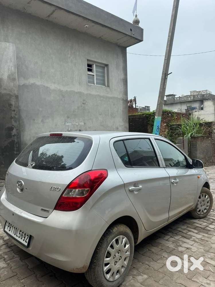 Hyundai I20 Petrol 2010 Manual