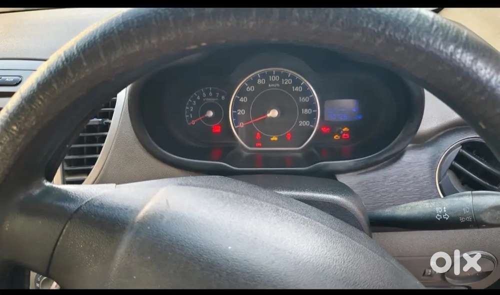Hyundai I10 2013 Cng & Hybrids 137000 Km Driven