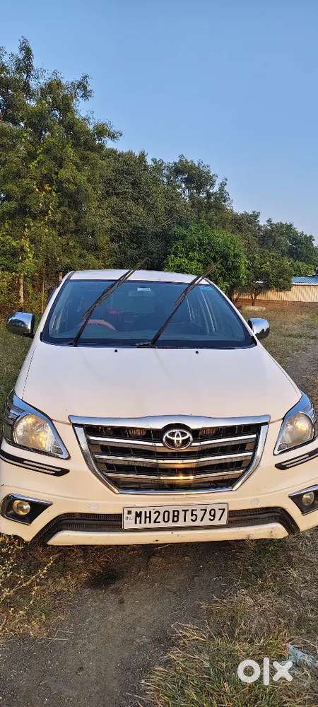 Toyota Innova 2011 Diesel Well Maintained