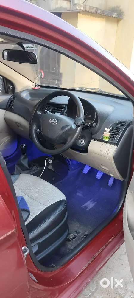 Hyundai Eon Magna 2012