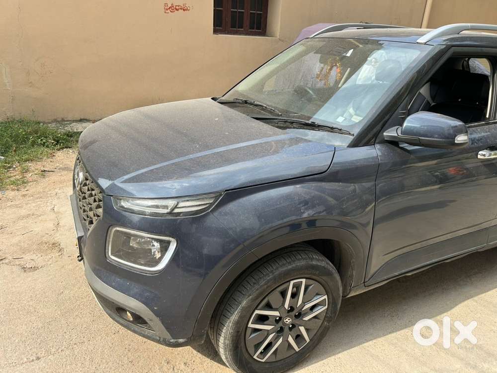 Hyundai Venue Petrol 2022