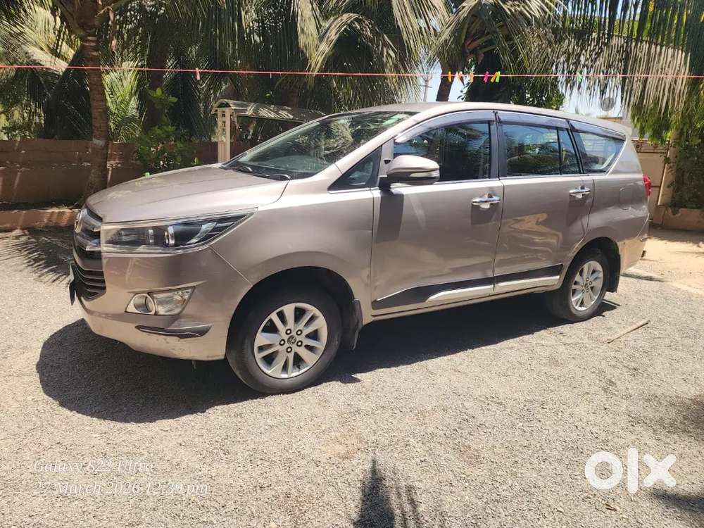 Toyota Innova Crysta 2017 Diesel 180000 Km Driven Orignal Gadi