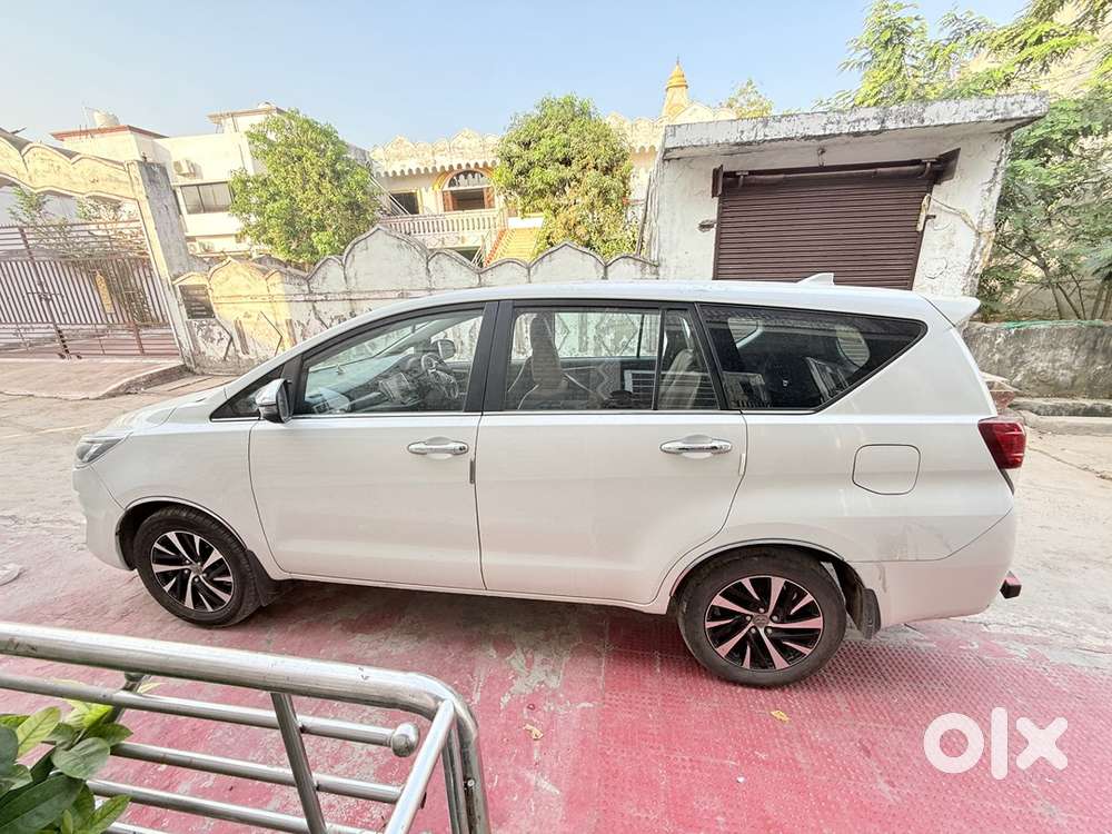 Toyota Innova Crysta Top Model Zx Only 54,000 Driven