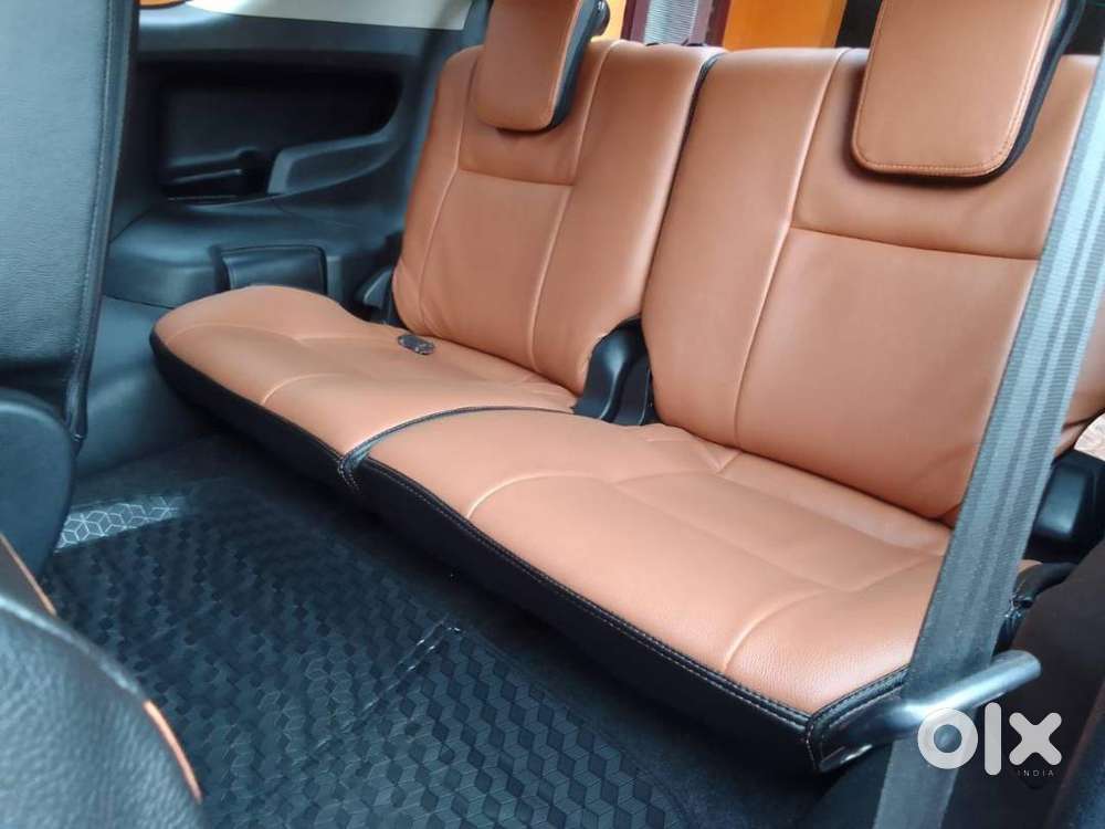 Innova Crysta 2016 , 144000 Km/ 1665000