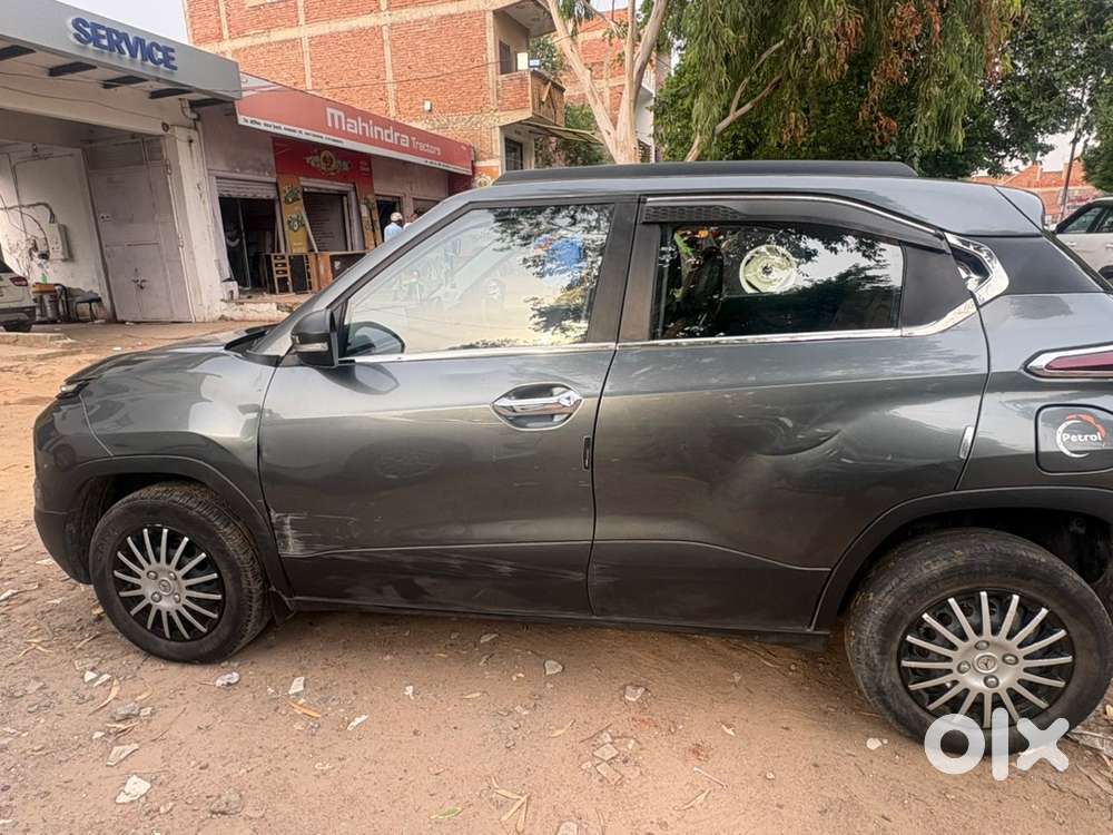 Tata Punch Petrol 2023