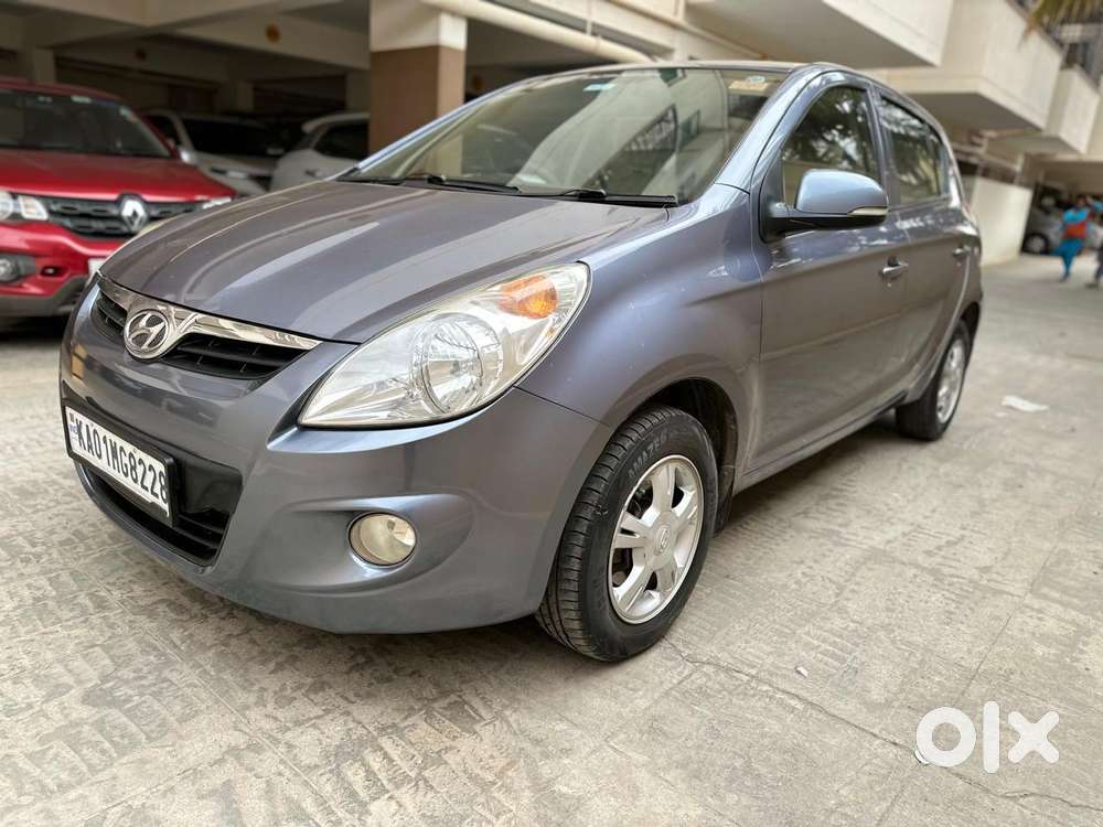 Hyundai I20 Asta 1.4 Crdi With Avn 6 Speed, 2011, Diesel