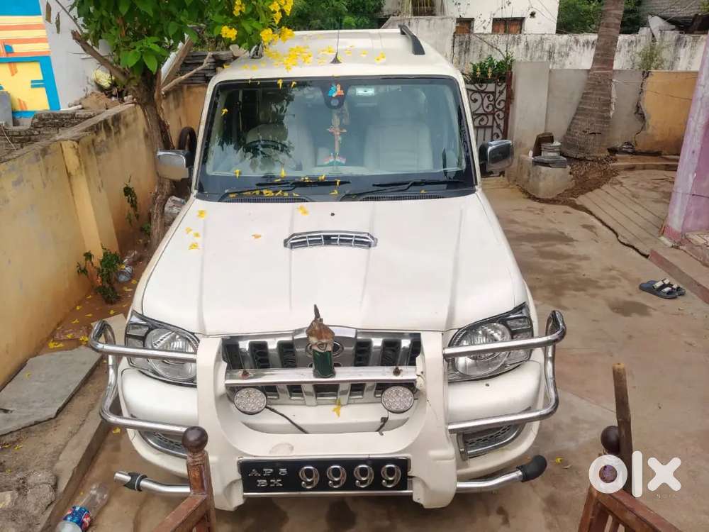 Mahindra Scorpio 2011 Manual