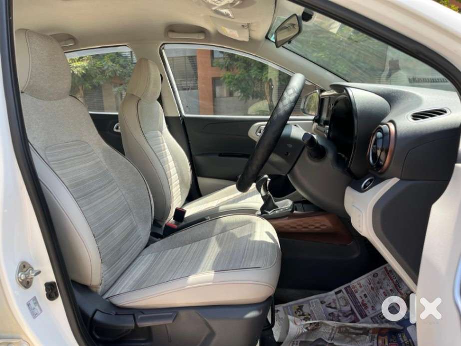 Hyundai Aura Sx Plus Crdi Automatic, 2021, Petrol