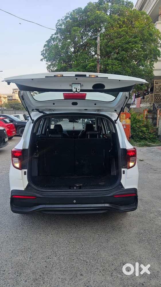 Kia Carens 1.5 Premium 7 Str, 2022, Petrol