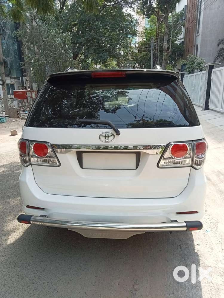Toyota Fortuner 2011 Diesel