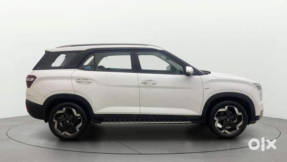 Hyundai Alcazar Signature (o) 6 Str 1.5 Petrol Dct, 2023, Petrol