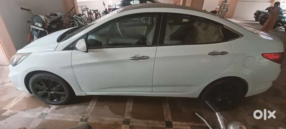 Hyundai New Verna 2012 Diesel 108000 Km Driven