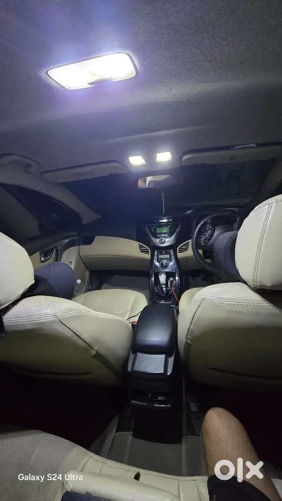 Hyundai New Elantra Diesel 2014variant