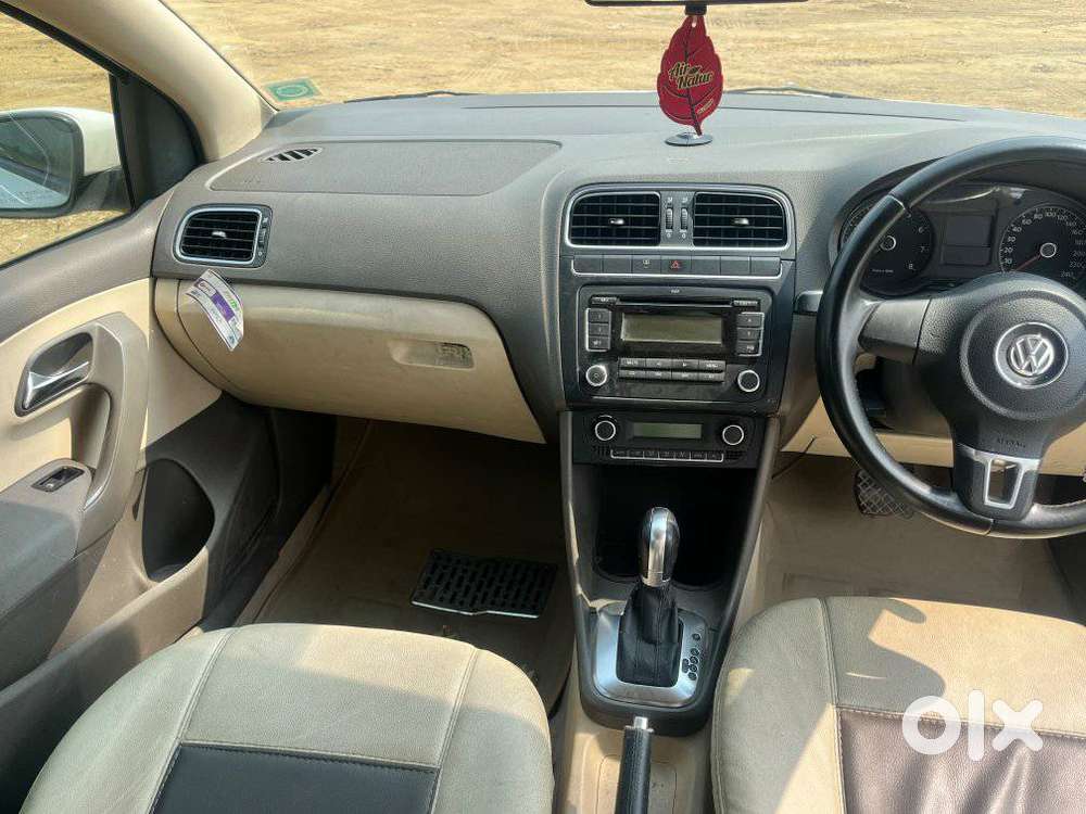 Volkswagen Vento Petrol Highline, 2010, Petrol