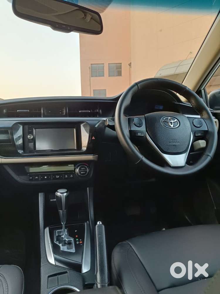Toyota Corolla Altis G At, 2014, Petrol