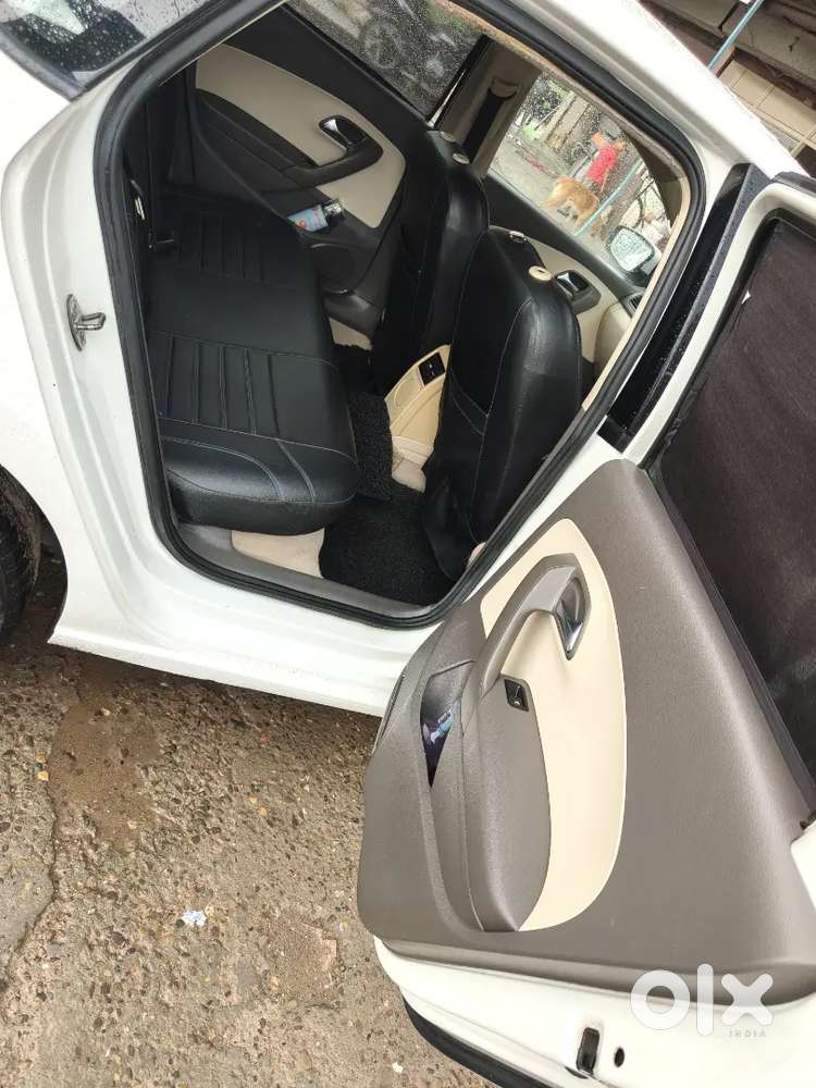 Volkswagen Vento Sport Tdi 2013