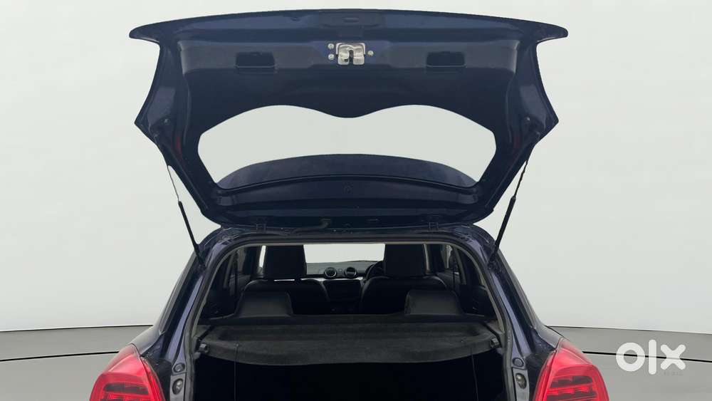 Maruti Suzuki Swift Vxi, 2021, Petrol