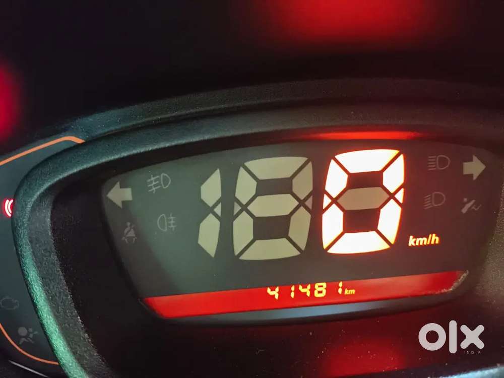 Renault Kwid 2018 Petrol 42000 Km Driven