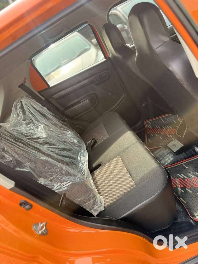 Maruti Suzuki S-presso Vxi Opt, 2022, Petrol