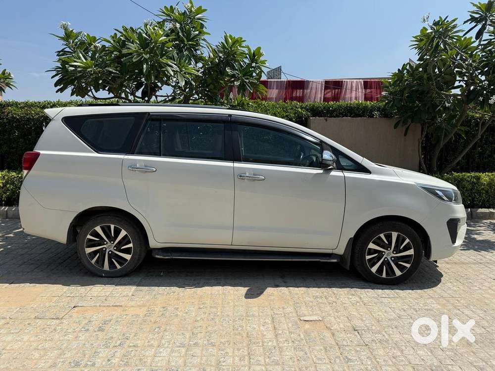 Toyota Innova Crysta 2021 Diesel 85000 Km Driven