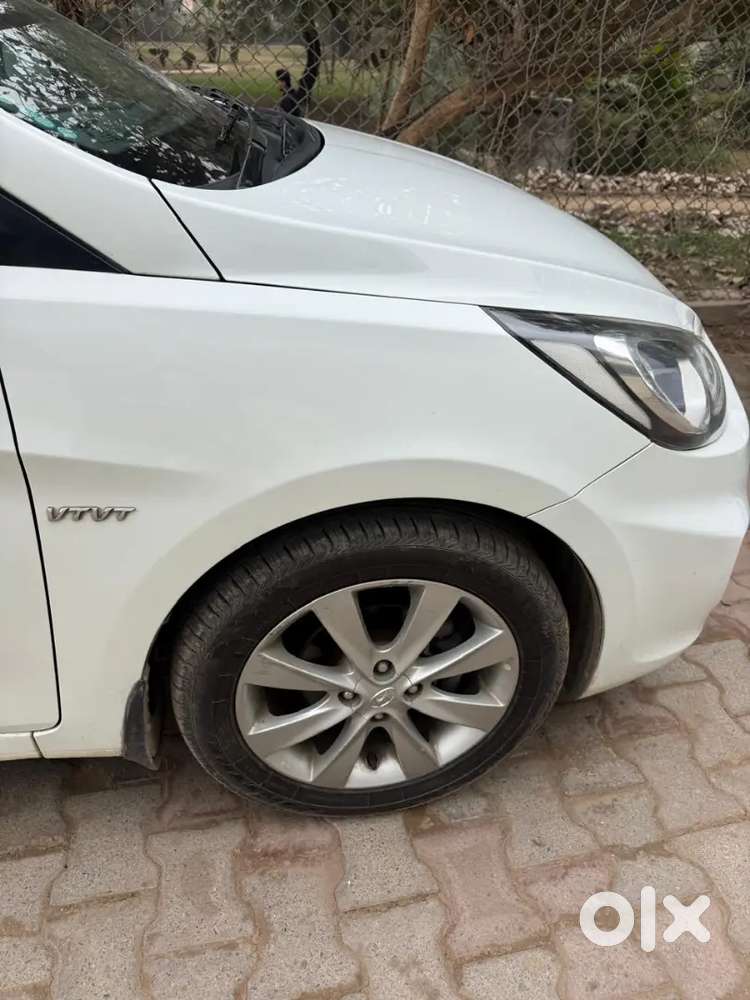 Hyundai Verna 2013