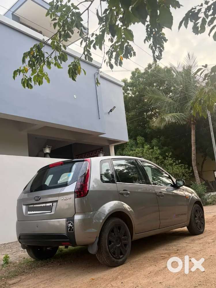 Ford Figo Petrol 2010