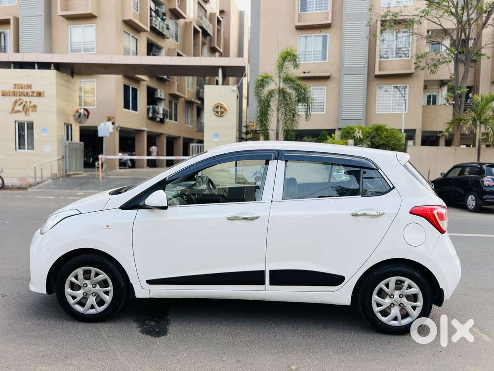 Hyundai Grand I10 Sportz O 1.2, 2017, Cng & Hybrids