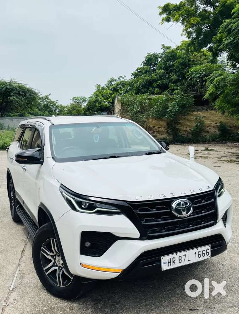 Toyota Fortuner 4x2 At, 2023, Diesel