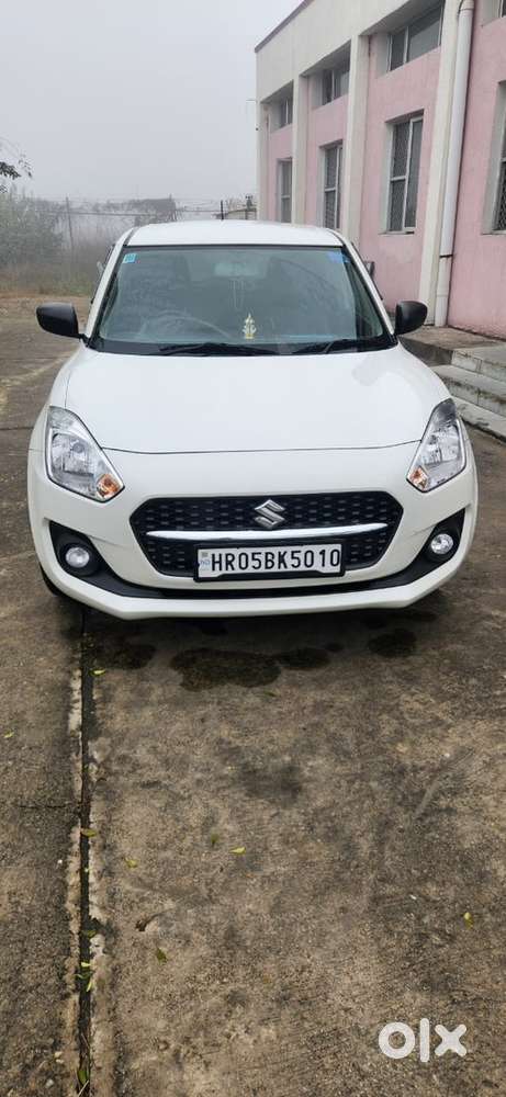 Maruti Suzuki Swift 2023 Petrol Well Maintained