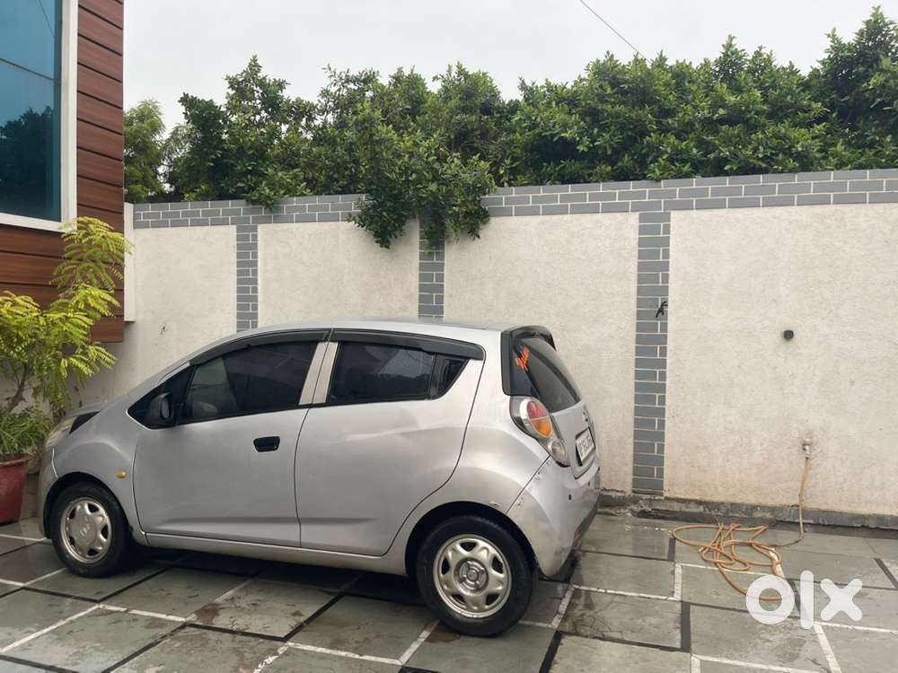 Chevrolet Beat Petrol 2012