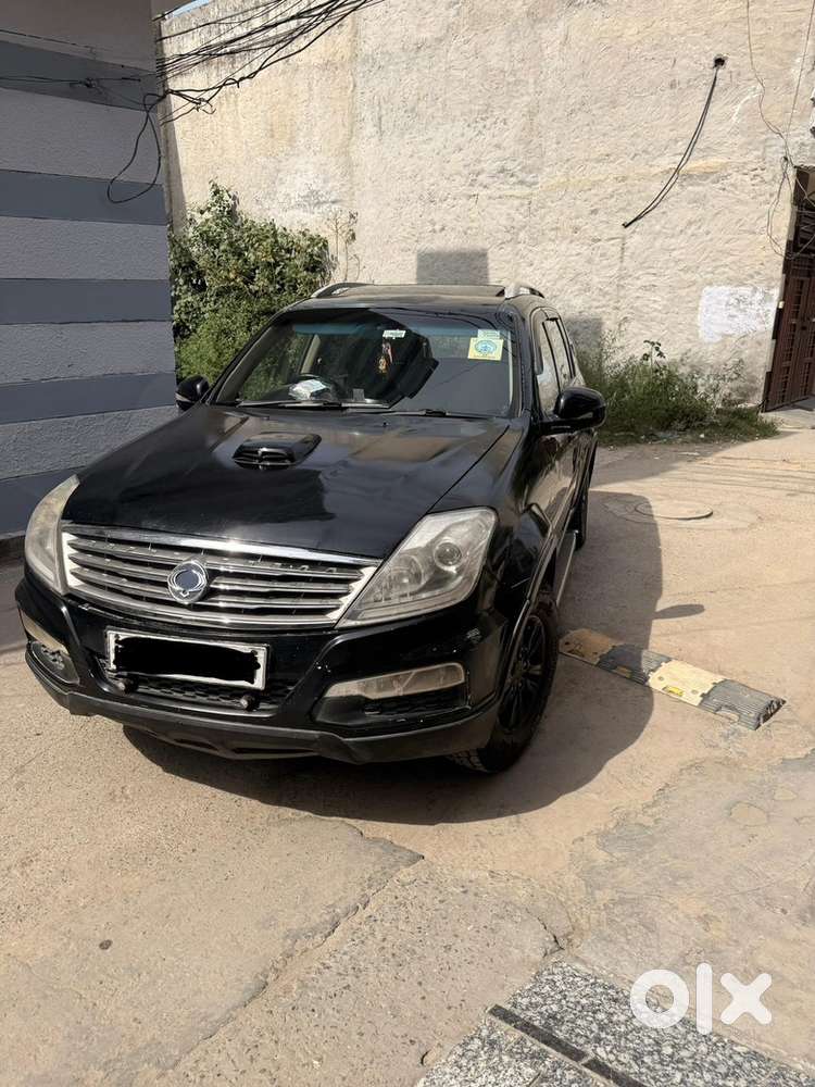 Mahindra Rexton Diesel 2013