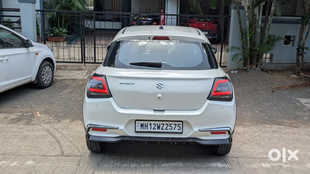 Maruti Suzuki Grand Vitara 1.5 Alpha Plus Intelligent Hybrid Ecvt, 2..