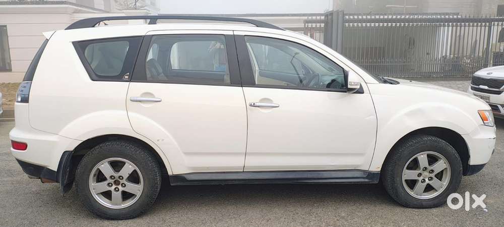 Mitsubishi Outlander 2013